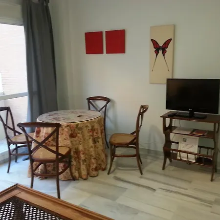 Apartment Buhaira Seville